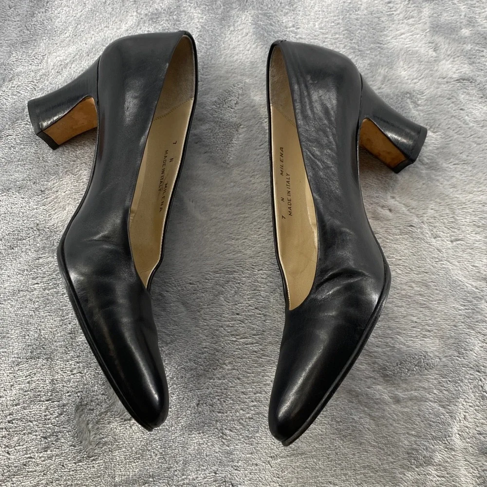Bally Milena Black Leather Block Heel Pumps Made in Italy Womens Size 7 N